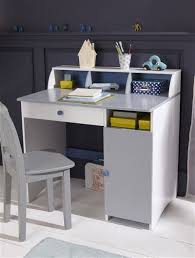 bureau tricolore chambre et linge de lit grand bureau table et chaise enfant organisation de chambre pour enfants