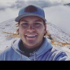 A.D. ⚡️ (@averyydreww)