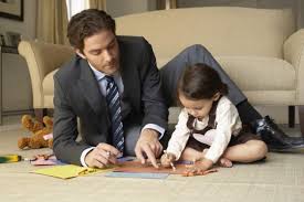Image result for imagenes de hombres de compras con los hijos