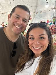 Mrs. Cosban (@DarlaCosban)