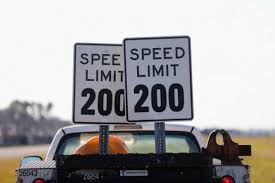 Driving Too Fast Is Bad But Driving Too Slow Is Not Good Either Driving Speed Limit Slow