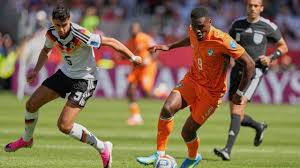 Photo Caggal poolgu hakkunde ma??e e Côte d'Ivoire Allemagne yawtii ...