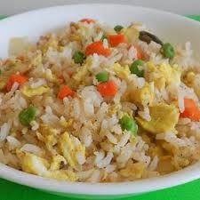 Selain mudah dibuat, nasi goreng buatan sendiri lebih sehat sedangkan bahan yang dibutuhkan adalah nasi, minyak goreng atau mentega, garam, dan kecap. Masak Nasi Goreng Dengan Cara Ini Bisa Kontrol Diabetes Health Liputan6 Com