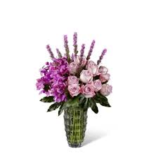 Ftd is a good option for customers planning to send gifts or flowers internationally. The Ftd Modern Royalty Luxury Bouquet Iowa City Ia Florist