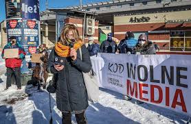 Czytaj najnowsze wiadomości z kraju i ze świata oraz oglądaj wideo w portalu tvn24! Protest W Obronie Wolnych Mediow W Gdansku 13 02 2021 R Media Musza Byc Niezalezne Od Wladzy Od Kazdej Wladzy Dziennik Baltycki
