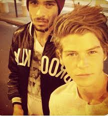 Entre vincent et alexia, mais aussi gautier et clara de secret story 7, la maison des secrets aura vécu aux rythmes des amours et des désillusions. Anais Julien Gautier Clara Vincent Alexia Que Font Ils Secret Story Paperblog