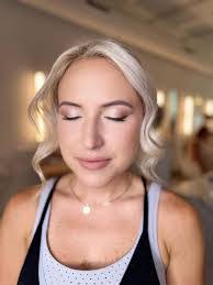 Kristen Ogle's Instagram, Twitter & Facebook