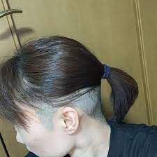 akemi mizutaniさんはinstagramを利用しています スッキリ 刈り上げ祭 下ろすと気付かれない 仕事場での私の呼び名 ジョリ子 刈り上げ女子 いや あつかましい かりあげおばさん short hair styles hairstyle gallery hair styles