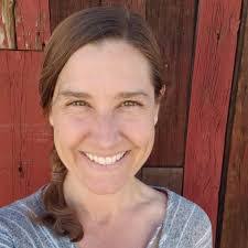 Ashley Lapham's Instagram, Twitter & Facebook