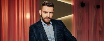 Рядом с названием и годом вы можете найти лучшие главные и второстепенные роли. Samyj Krasivyj Muzhchina Bogdan Yusipchuk O Svoej Pervoj Lyubvi Ona Byla Pyshnoj Devushkoj Glamur Tsn Ua