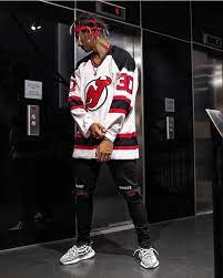 Homme Hypebeast En 2020 Mode Streetwear Mens Street Style Streetwear