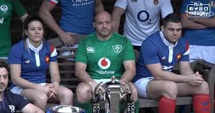 Antoine dupont nommé pour le titre de meilleur joueur du tournoi xv de france masculin 29/03/2021 en poursuivant votre navigation sur fédération française de rugby, vous acceptez les cgu ainsi que l'utilisation de cookies et de technologies similaires, y compris celle de partenaires tiers, pour vous proposer des contenus pertinents et des publicités ciblées en fonction de vos centres 'intérêts. Les Equipes De France A Xv Changent De Nom Le Rugbynistere