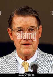 Los Angeles Dodgers owner Peter O?Malley speaks during a news conference