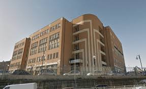 Gli orari e i giorni di apertura dell'agenzia delle entrate in italia. Truffa All Agenzia Delle Entrate Di Catanzaro Corte Dei Conti Condanna Funzionari E Vertici Nomi Calabria7