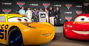 Tiny.cc/0kt4nz credits we have a sally vs cruz ramirez race in the new game cars 3: Cars 3 News Nascar Press Event Unveils Life Size Dinoco Cruz Ramirez Additional Vocal Castings Pixar Post