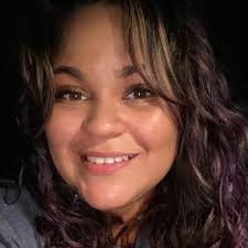 Can someone help remove a 100 foot tall tree from my home in Georgia?