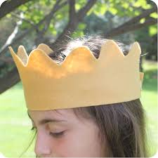 See birthday crown stock video clips. Wool Felt Gold Birthday Crown Waldorf Dolls Party Favors Natural Wooden Toys At Palumba Com