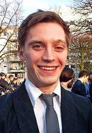 Mai 1982 in münchen geboren und ist ein österreichischer schauspieler mit tunesischen wurzeln. Jonas Nay Wikipedia