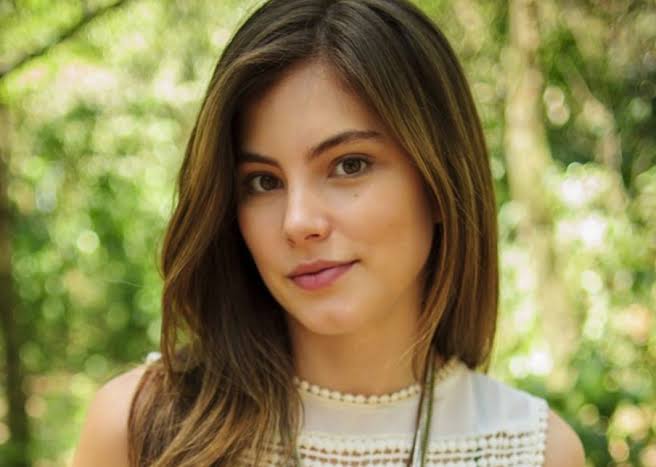 Resultado de imagem para Bruna Hamú