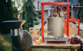 0758.313.333o mașină de procesat nucile pentru micii producători. Linie Mica Pentru Suc De Fructe Si Legume Linii De Suc