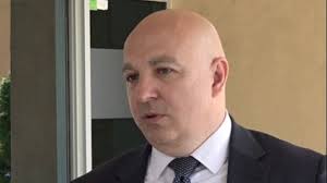 Osnivač Američkog univerziteta osuđen na godinu za nasilje nad suprugom: Denis  Prcić kupio slobodu za 36.000 KM