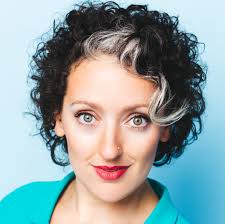 Laura Mcculloch's Instagram, Twitter & Facebook