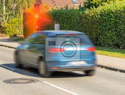 Jun 09, 2021 · an einer neuen messstelle hat die polizei duderstadt kontrollen vorgenommen und 50 verstöße festgestellt. Geblitzt Radarkontrolle Geschwindigkeitsuberschreitung Blitzer Fototapete Fototapeten Blitzer Verkehrsregelung Fuhrerschein Myloview De