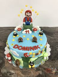 List of stunning mario cake design image ideas that can inspire you to have custom cake designs for upcoming birthdays, weddings, anniversaries. Geburtstagstorte Super Mario Tortenfee Sabrina