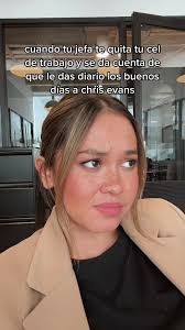 buenos días solo a chris evans 🥰 #comedia #oficina #chrisevans #marvel #fun