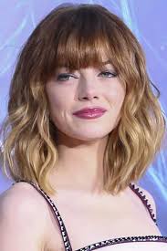 If your hair is brown like in this photo then this hairstyle is going to suit you perfectly. 20 Short Wavy Hairstyles With Bangs
