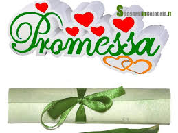Questo lussuoso invito di nozze in scatola di velluto con carta acrilica darà sicuramente il tono giusto per il tuo bellissimo evento. Frasi Di Auguri Per Promessa Di Matrimonio Divertenti
