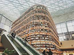 Now a library, with impressive aesthetics and all, for us is a total game changer. How To Go To The Famous Coex Mall S Starfield Library In Gangnam Seoul Her Brave Soul