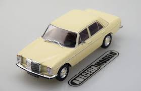 Whitebox 1 24 Mercedes Benz 200d W115 1968 Beige Wb124032 Mercedes Benz Mercedes Benz