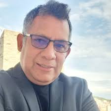 Mike Alan Medrano Lizarzaburu