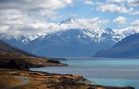 Neuseeland (englisch new zealand njuːˈziːlənd, māori aotearoa aɔˈtɛaɾɔa) ist ein geographisch isolierter inselstaat im südlichen pazifik. In World First New Zealand To Make Banks Report Climate Impact