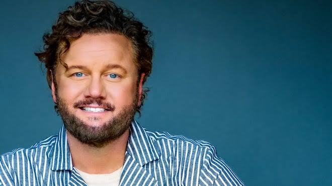 Dove and Grammy winner David Phelps to perform in Harriman on July 26
