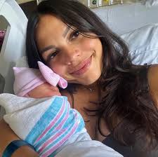 Desiree Eneida 🦋 (@desyloox3) • Instagram photos and videos