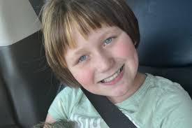 Amanda Gambrell's Instagram, Twitter & Facebook