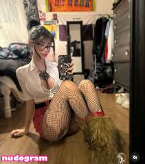 Mivvylynn  maevetale  mysterymaeve Nude Leaks OnlyFans Photo 11 -  Nudogram v2.0