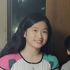 Eve Yang's Instagram, Twitter & Facebook