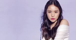 Ok no let's talk about taeyang and min hyo rin, the wedding couple today, february 3. Min Hyorin Profile And Facts Updated