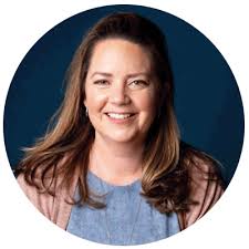 Karen Davey's Instagram, Twitter & Facebook