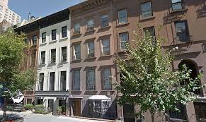 Cosby purchased the 8,940 square foot home for just shy of a quarter of a million dollars. Tony Hogue Recounts Saving Female Friend From Bill Cosby S Home Daily Mail Online