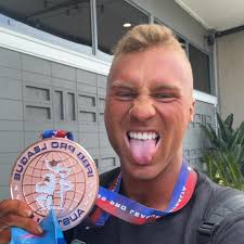 3rd place out of a stacked line up of 11🥉 beyond grateful. Have to thank  my mum big time been in my corner all prep, if it wasn't for her I wouldn't