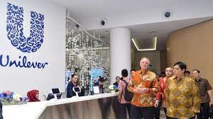 Unilever plc is a british multinational consumer goods company headquartered in london, england. Melihat Sejarah Unilever Sebagai Perusahaan Multinasional Tertua Di Dunia Halaman All Warta Kota
