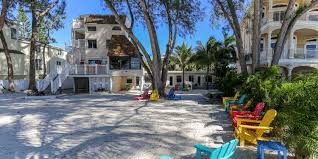 Beach weddings made simple and affordable! Spectacular Sunset Beach House In Treasure Island Perfect For Weddings Family Reunions Beach Front