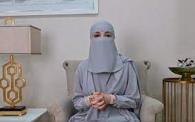 Jej marka hidżabu „naelofar hijab jest sprzedawana w ponad 37 krajach, w tym w. Tf8a1wm44lemgm