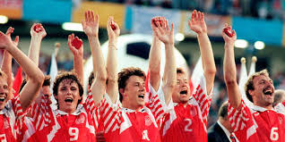 After the 1967 withdrawal of france from nato's military structure, the shape headquarters were displaced to mons in belgium. Football Une Histoire D Euro 1992 Le Point