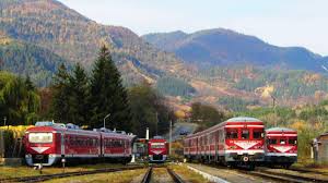 Mersul trenurilor este o aplicatie gratuita care va ofera informatii despre mersul trenurilor bucuresti nord braila, pretul biletelor de tren, tipul trenului privat, regio, interregiocele. 12 Locuri Faine Unde PoÈ›i Ajunge Cu Trenul Din BucureÈ™ti Locul De La Geam