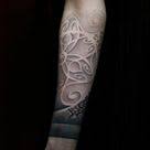 body temple tattoo shop london dot work korperkunst tattoos tatowierte models unalome tattoo